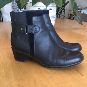 CLARK’s Modern Black Leather Bootie